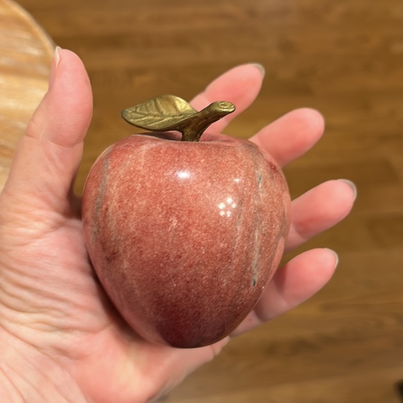 Apple Polished Stone  Paperweight - Picture 12 of 12